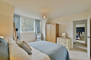 Photo 30- click for photo gallery